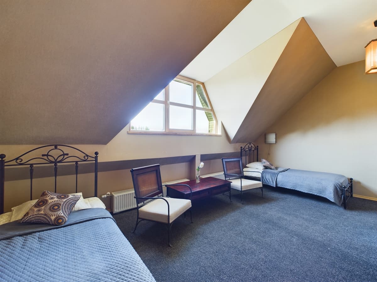 Leinenzimmer